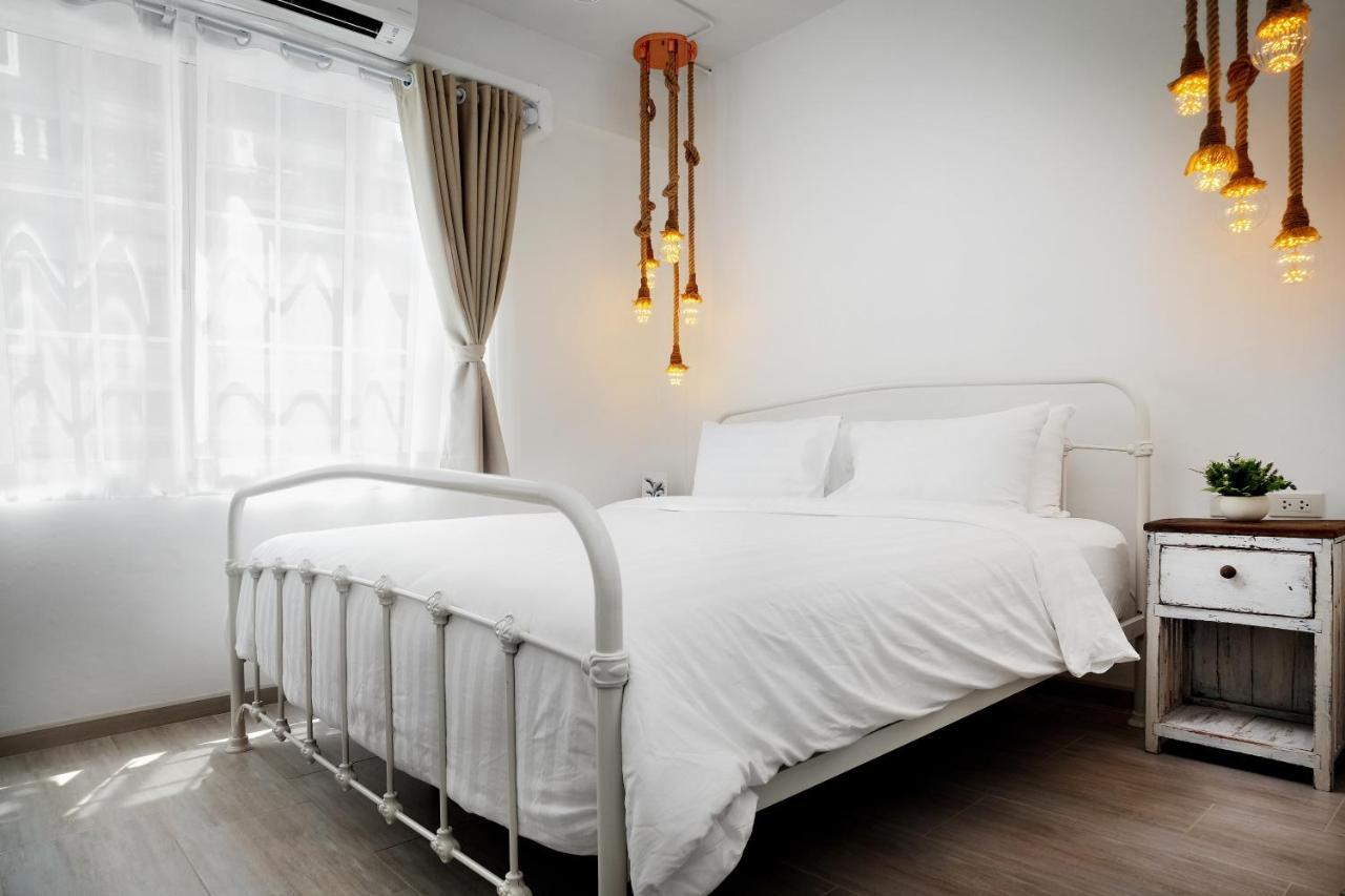 Hide And Seek Boutique Hometel Bangkok Exteriör bild