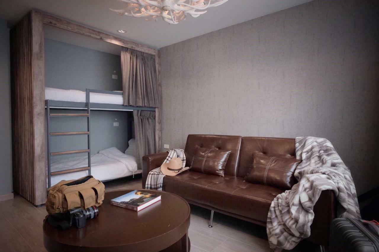Hide And Seek Boutique Hometel Bangkok Exteriör bild