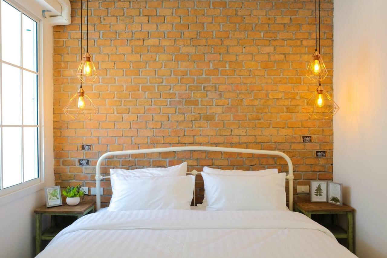 Hide And Seek Boutique Hometel Bangkok Exteriör bild
