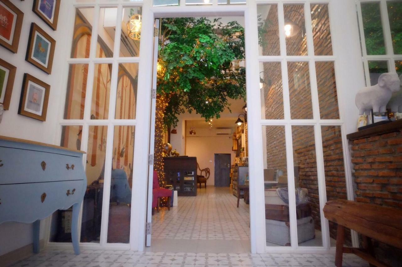 Hide And Seek Boutique Hometel Bangkok Exteriör bild